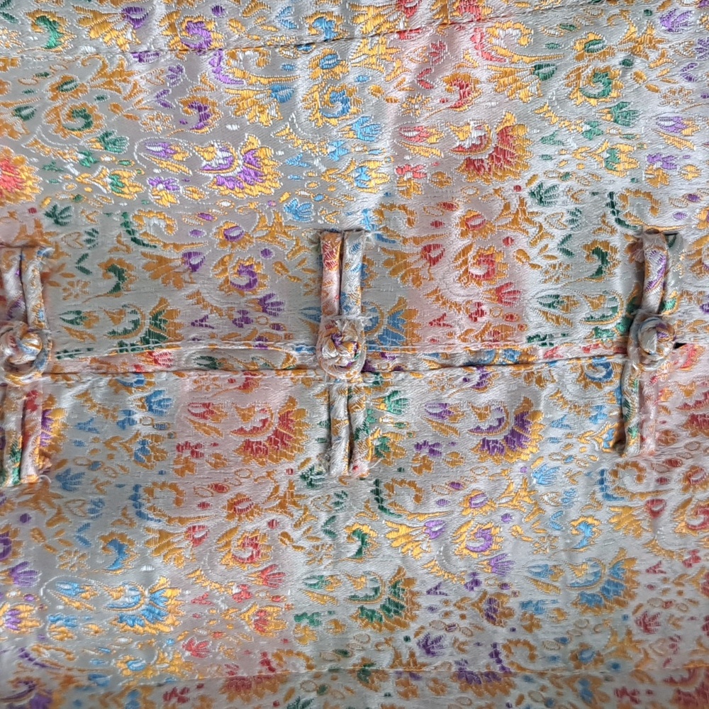 Vintage Silk Blend Top - Picture 3 of 3